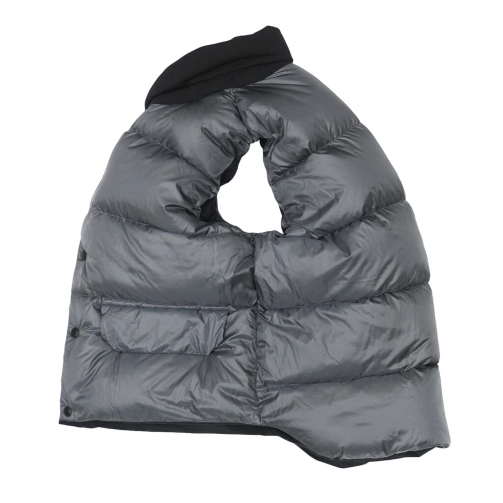 Scye Nylon Stretch Reversible Down Vest | スポーティー＆シックなリバーシブルダウンベストが登場